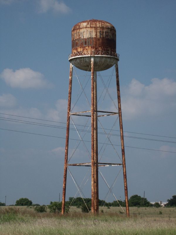 One of the many Texas water towers